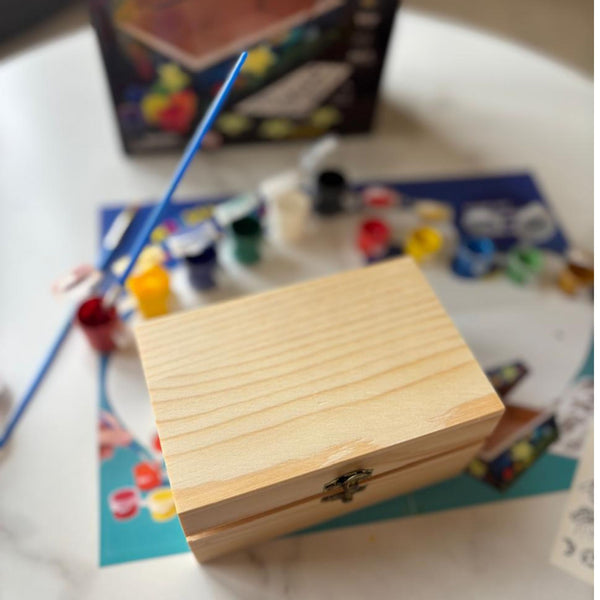 PlumoToys All-In-One DIY Wooden Treasure Box Painting Kit for Kids -Gift for Boys and Girls of All Ages, Use as Memory box Halloween box Jewelry box