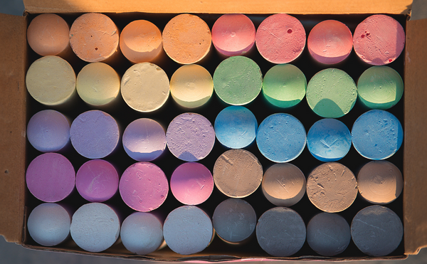 PlumoToys® 40 Pcs Chalk Set 10 colors washable colorful chalk set for school supplies and home sidewalk chalk set toys gift party favor for girls boys 3,4,5,6,7,8,9,10 years ol